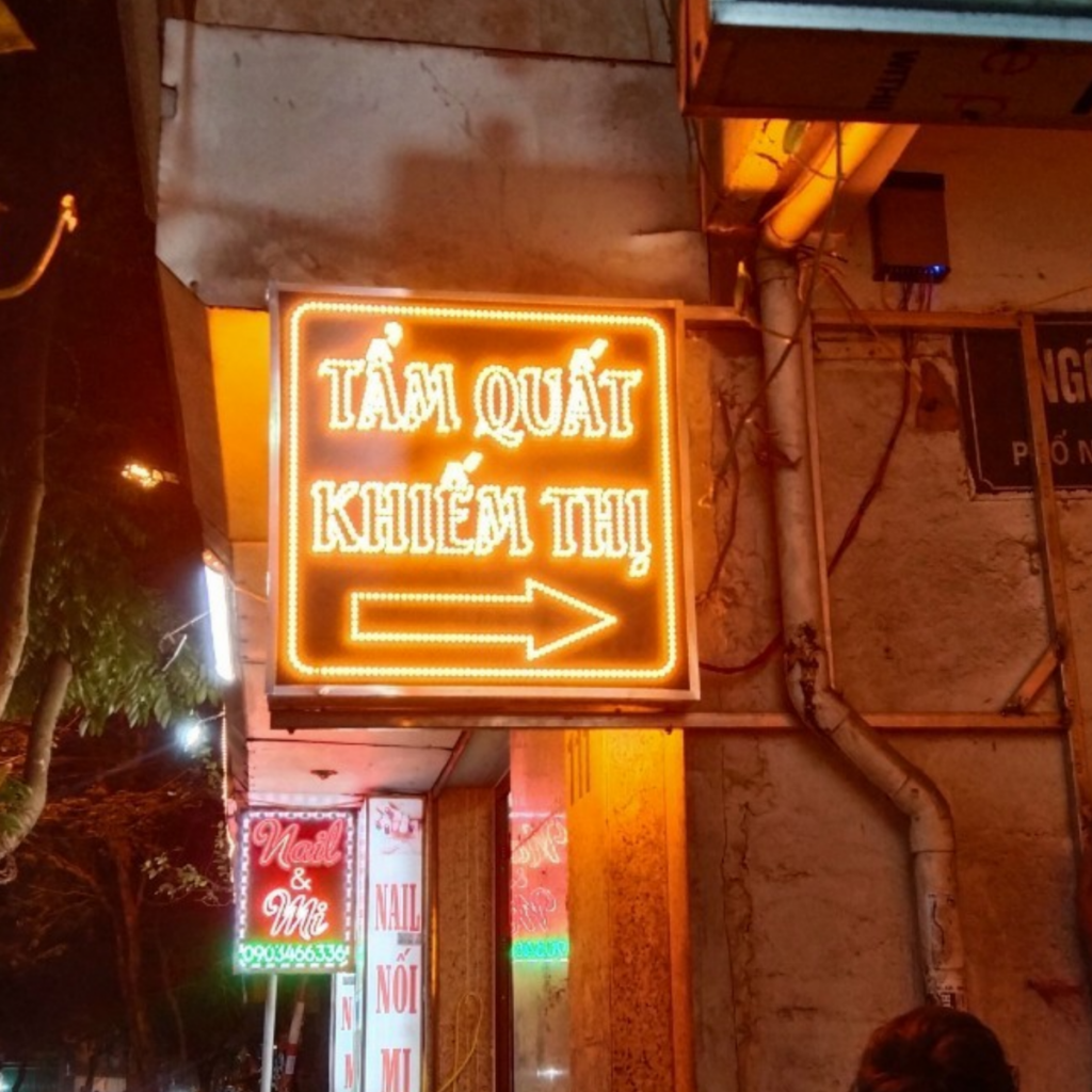 bien-quang-cao-led